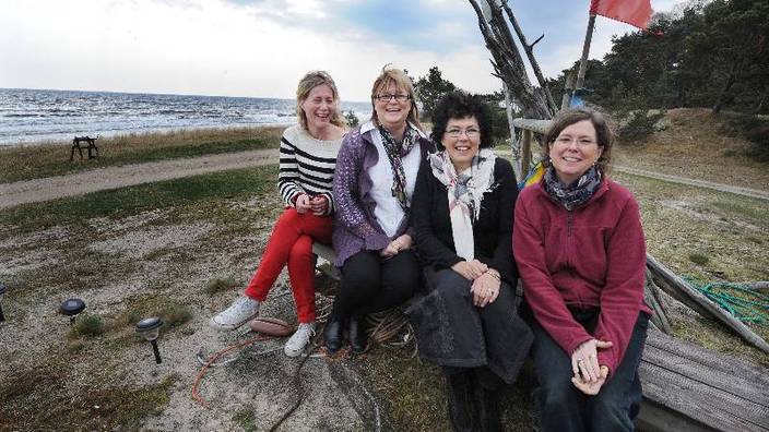 Ulrika Fasth, Eva Berglund, Maria Blombärg och Tina Lundgren vill göra Ålakusten till ett av Unescos världsarv.Foto: Bosse Nilsson